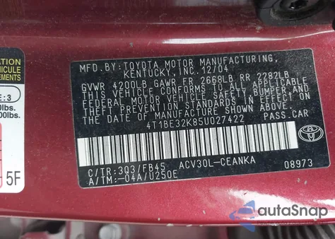 2005 Toyota Camry Le z USA, uszkodzony, nr VIN 4T1BE32K85U027422